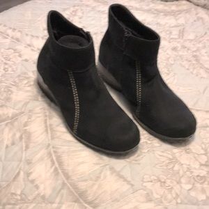 Boots/Ankle. New. Size 9W. Black suede with white stitching. Rubber sole.